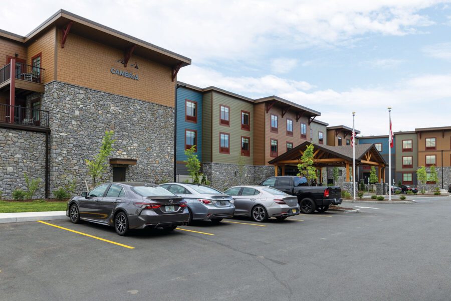 Hotel with cars out front