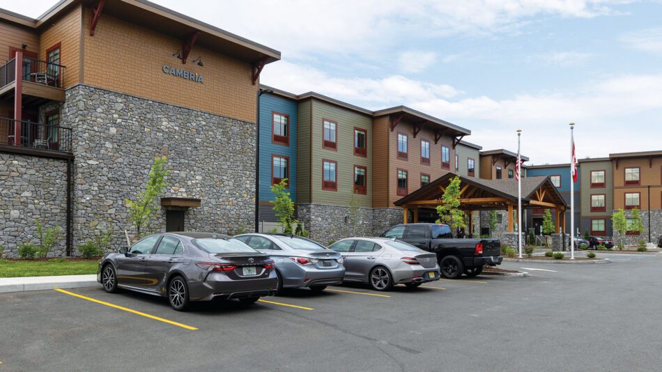 Hotel with cars out front