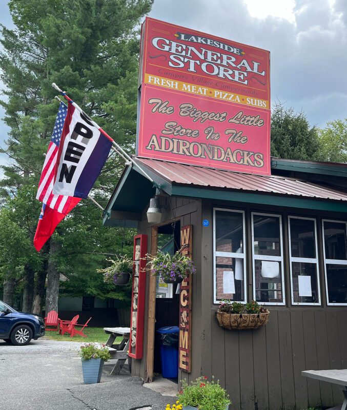 exterior of Lakeside General Store